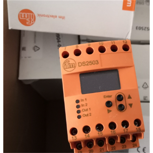 德國(guó)IFM易福門電感式接近開關(guān) IFC204